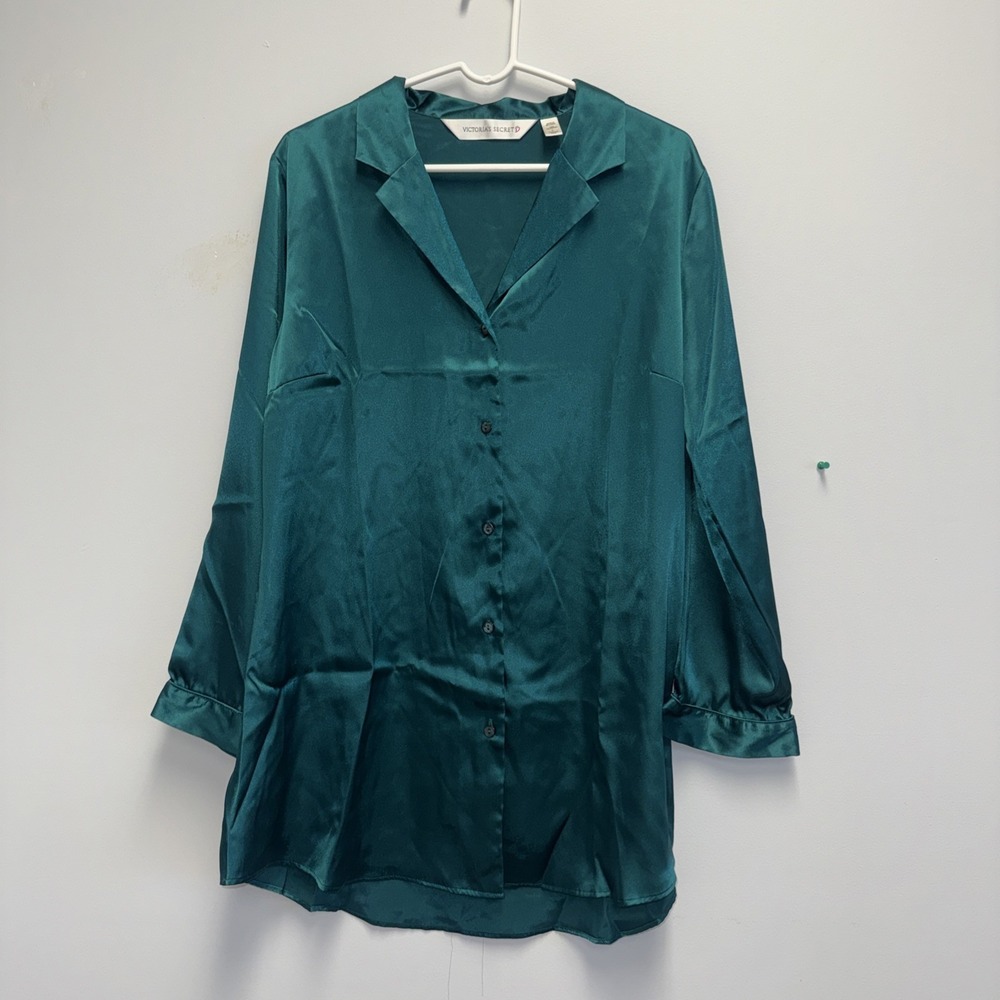 Vintage Victoria's Secret Button Up Sleep Shirt Polyester Satin Long Sleeve L